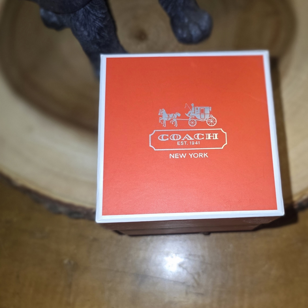 Coach Red Gift Box - Picture 3 of 3